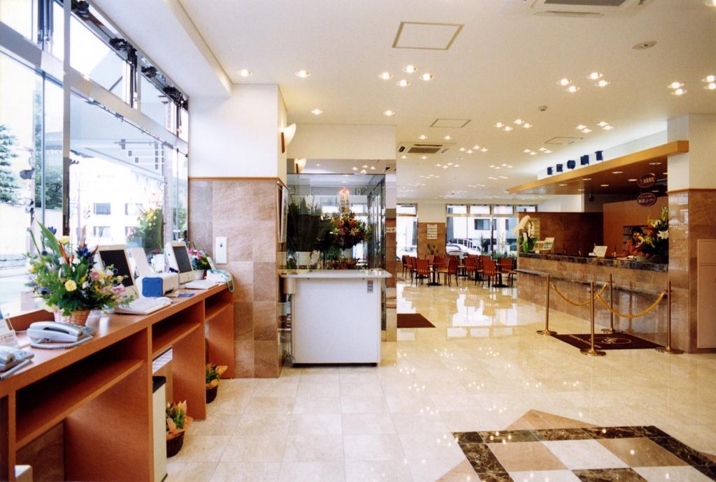 Toyoko Inn Kofu-Eki Minami-Guchi No.1 Dış mekan fotoğraf