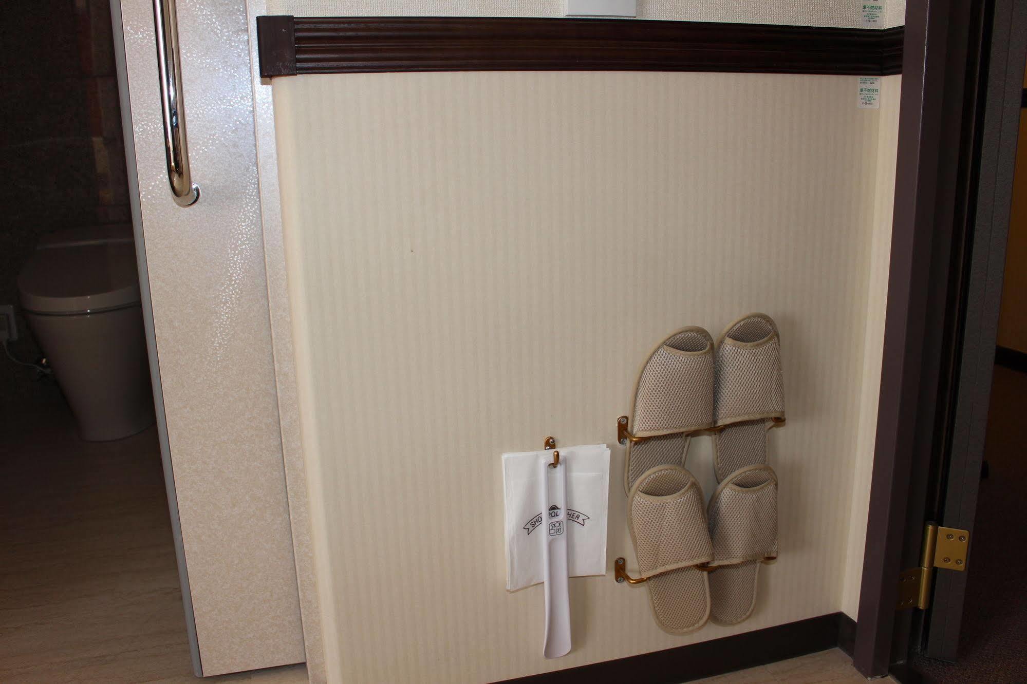 Toyoko Inn Kofu-Eki Minami-Guchi No.1 Dış mekan fotoğraf